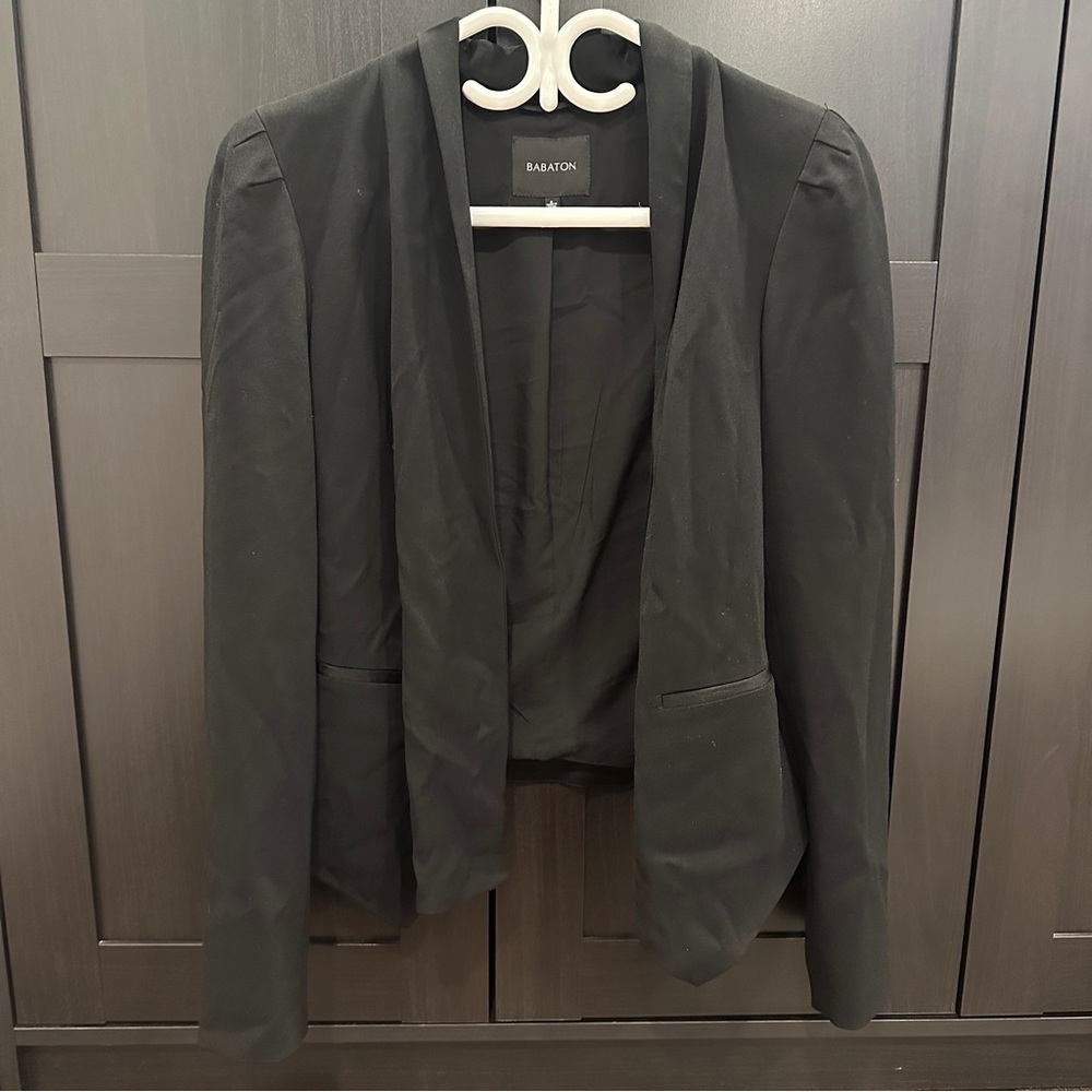 Aritzia Babaton Black Open Front Blazer Size 8 Women’s Business Casual